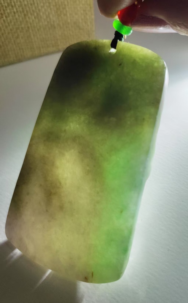 多色御龍自在觀音吊墜（送特色頸繩）#EDB200