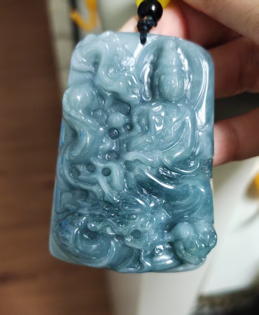 藍底降龍觀音吊墜（含頸繩）#EDB600