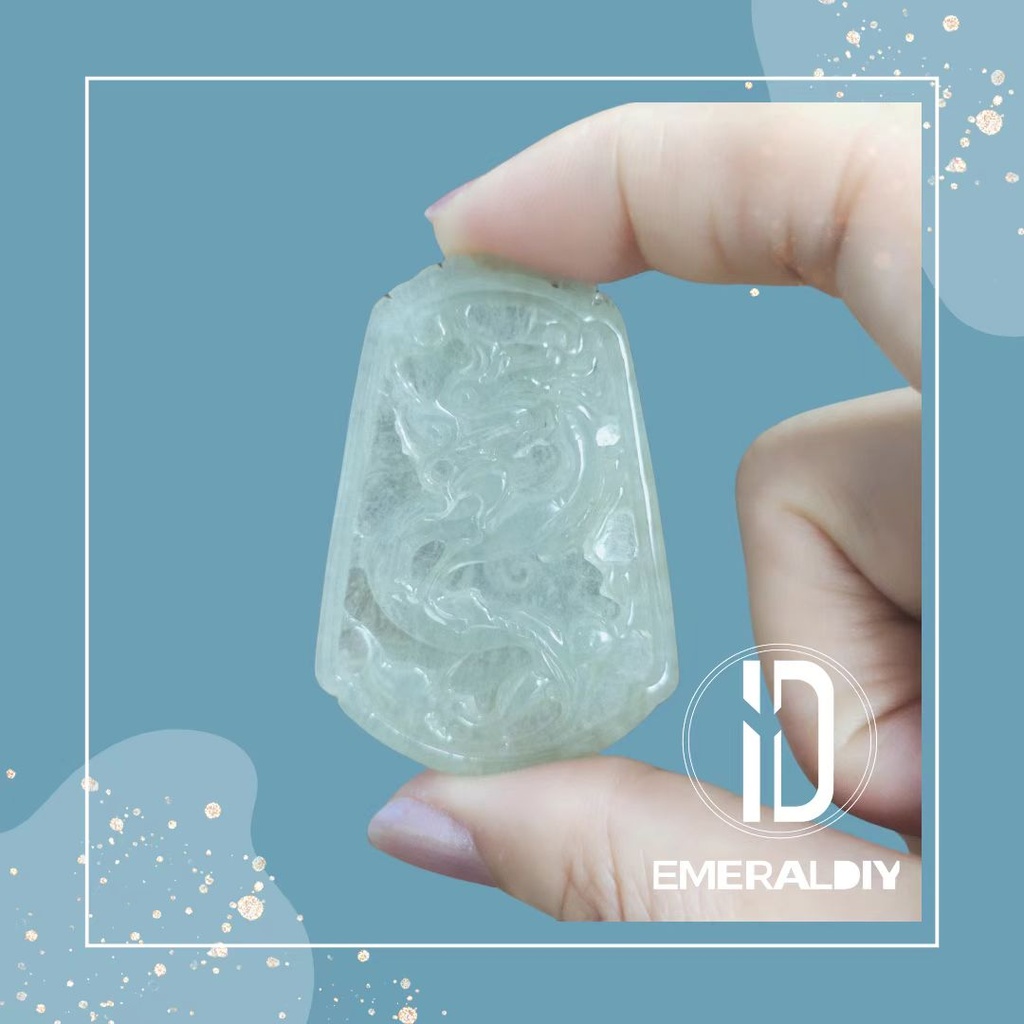 冰种翡翠龙牌吊坠（附翡翠珠颈链）#EDB800