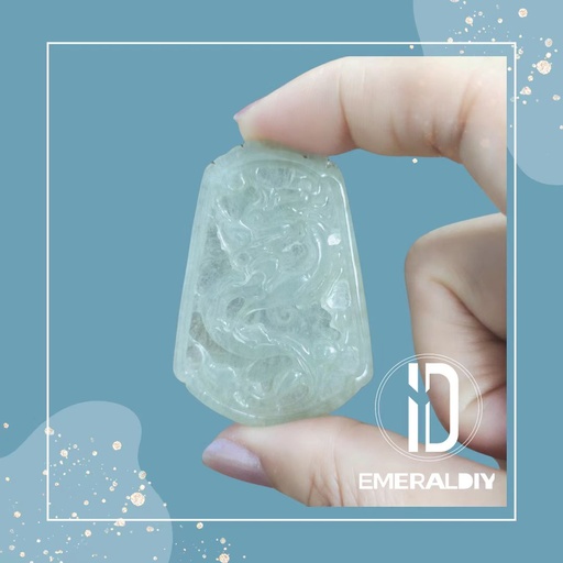 [EDB800] 冰种翡翠龙牌吊坠（附翡翠珠颈链）#EDB800